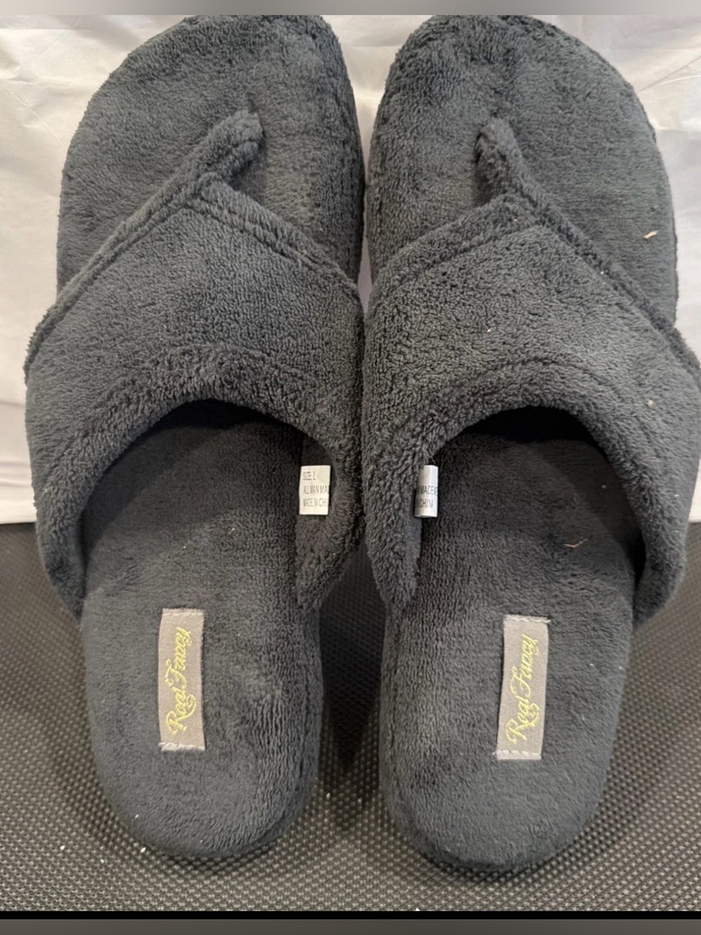 Real Fancy Women’s Fuzzy Cushion Slide Flip Flop Sandals Gray Size Large